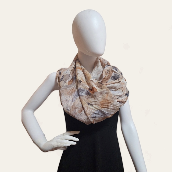 Nicki Columbo Scarf - Picture 2 of 9